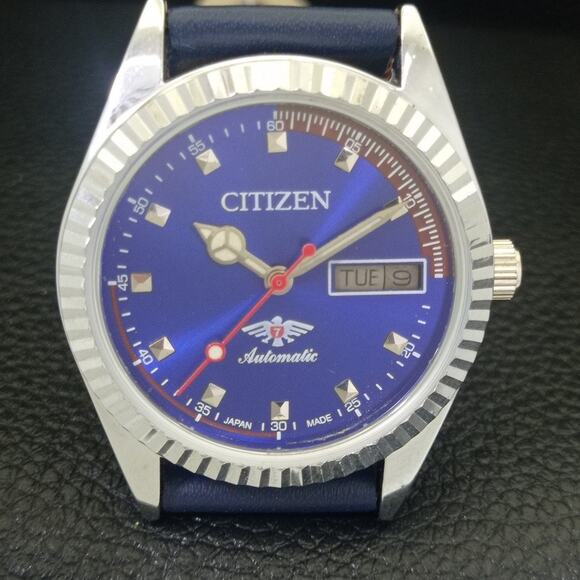 Vintage 1970 Citizen Automatic Mens Silver Watch W/daydate & Blue accents - Picture 4 of 8